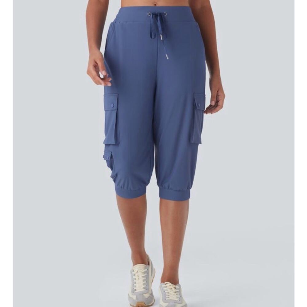 Halara High Waisted Blue Cargo Capri Hiking Pants  sz M